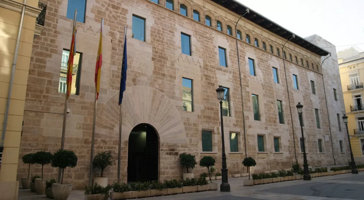 Las Cortes Valencianas apoyan el Sistema de Depósito, Devolución y Retorno de Envases