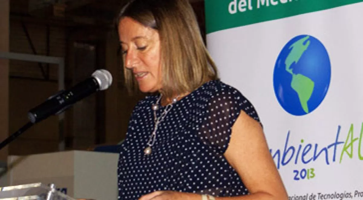 La ministra chilena del Medio Ambiente María Ignacia Benítez inaugura AmbientAL 2013