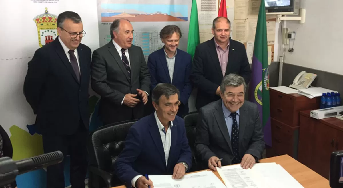 Inaugurado el nuevo ramal de abastecimiento de Los Barrios a Algeciras