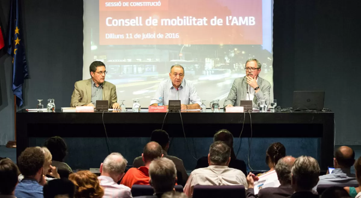 Más de 180 expertos participan en la constitución del Consejo de Movilidad del AMB