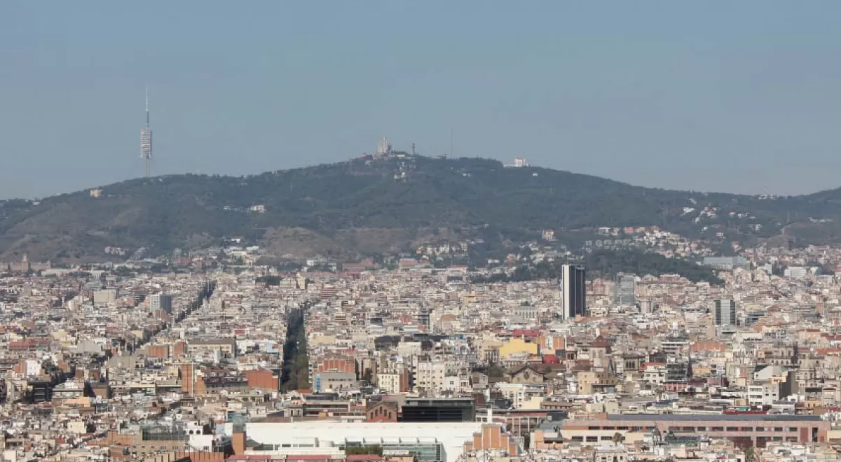 Los expertos proponen medidas para actuar contra los episodios de alta contaminación en Barcelona