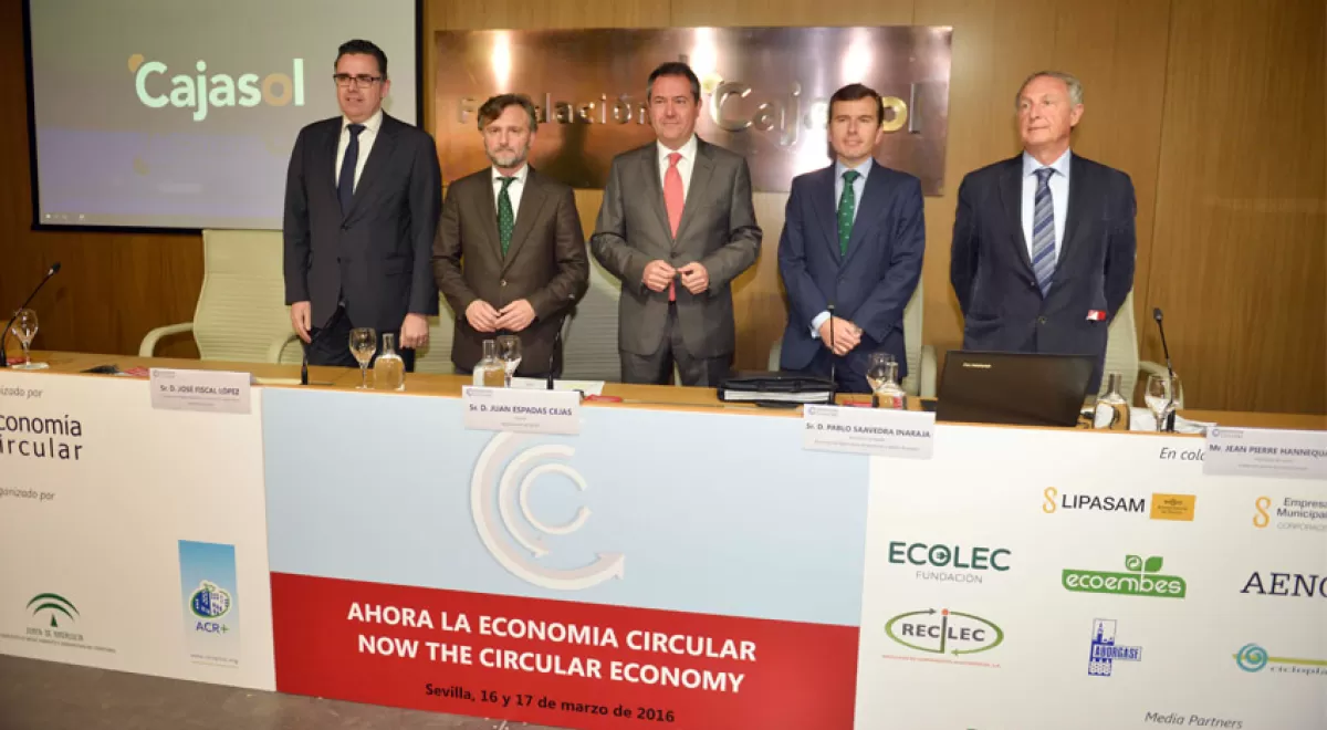 Juan Espadas anima a iniciar la \"revolución pendiente\" de la economía circular
