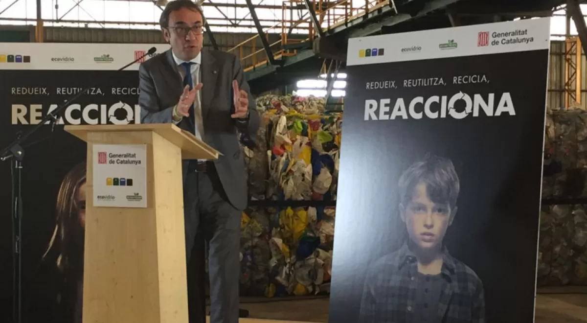 La Generalitat de Catalunya presenta una campaña llamamiento para los ciudadanos no recicladores