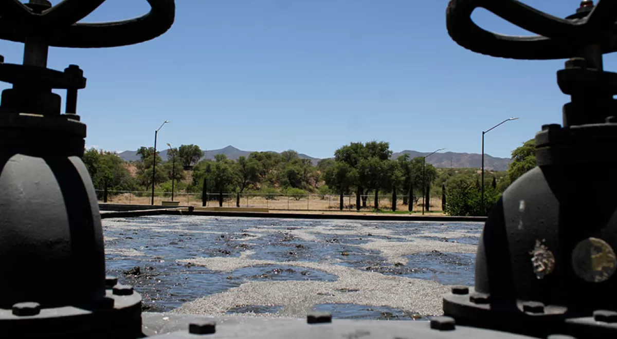 Conagua impulsa el uso de tecnología solar en el tratamiento de aguas negras en Sonora