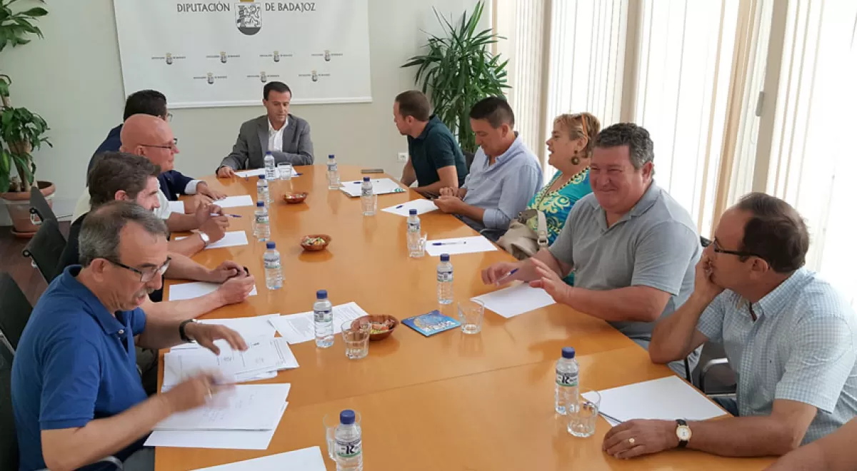 La Diputación de Badajoz mediará para evitar sanciones a Ayuntamientos por no depurar sus aguas