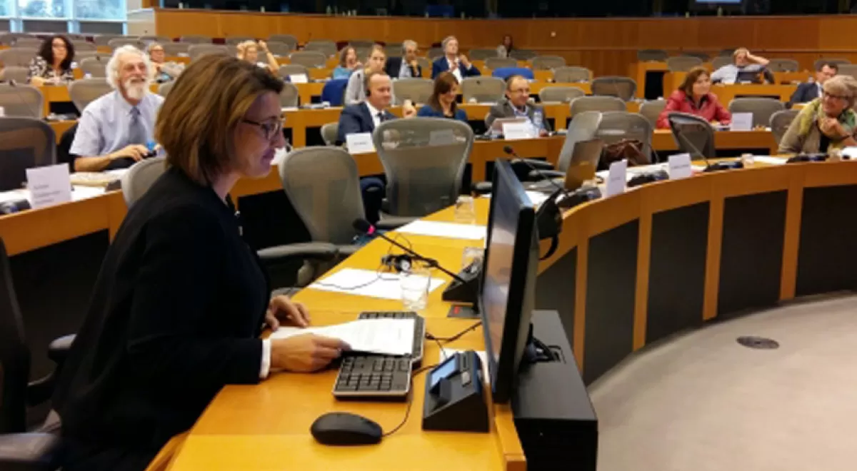 Aragón expone la problemática de la contaminación por lindano en Bruselas