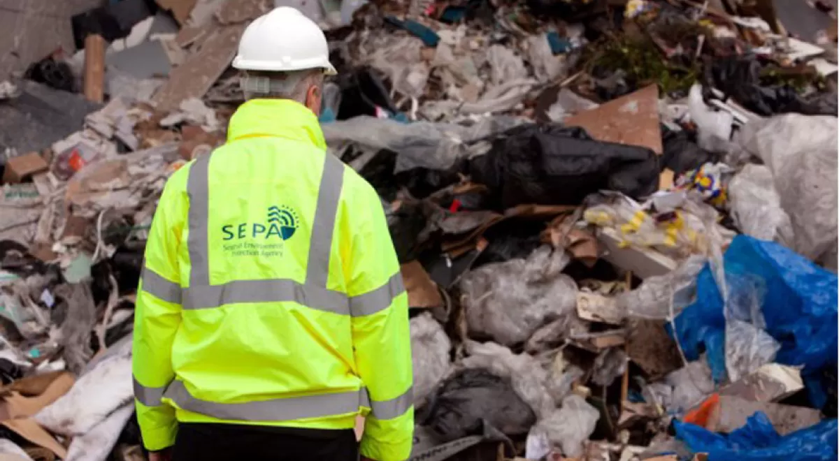 Guía escocesa sobre la normativa de residuos aplicable a las actividades de reutilización