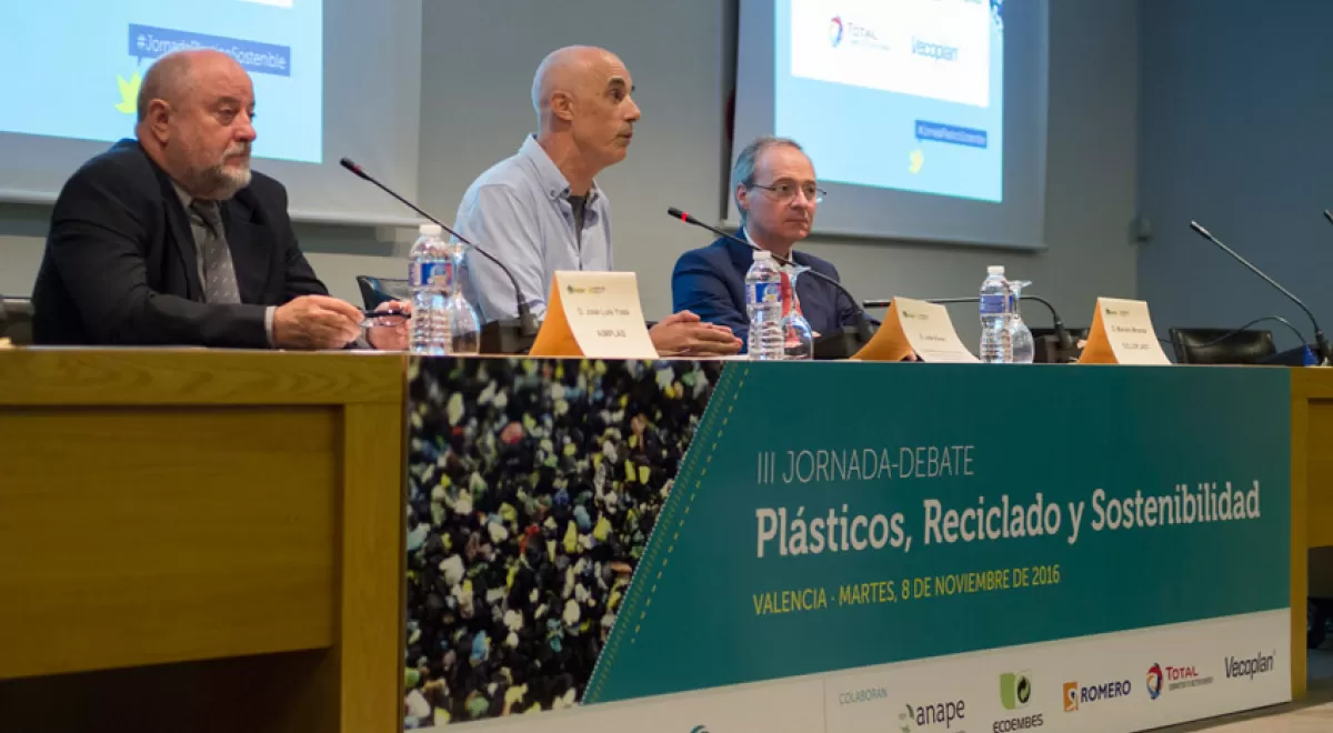 Valencia acoge a expertos nacionales e internacionales en reciclado de plástico y sostenibilidad