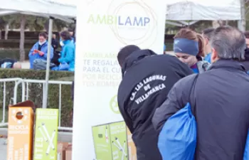 Ambilamp recoge más de 3.000 bombillas en la 5ª Carrera Ponle Freno celebrada en Madrid