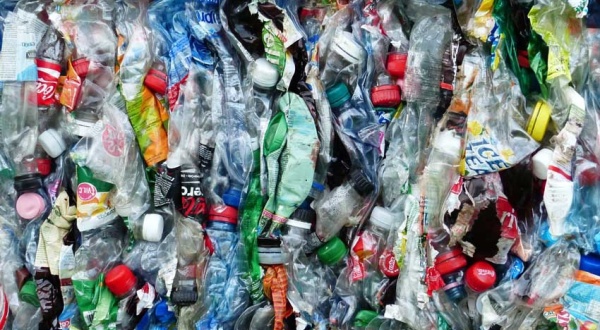 Un estudio de OCU estima que apenas se recicla el 30% de los envases