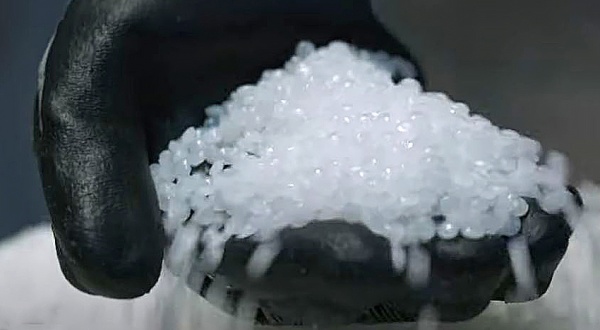 Un proceso de reciclaje pionero convierte los residuos mixtos en plásticos de alta calidad