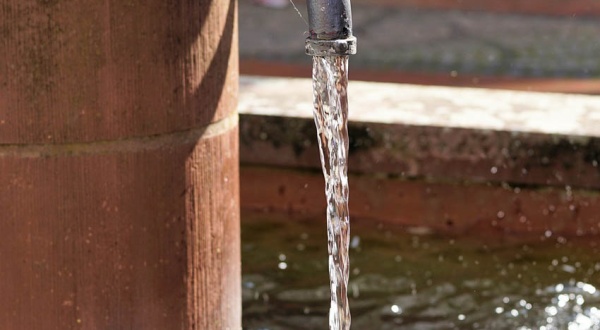 Cadasa estudia ampliar sus servicios y gestionar el agua potable dentro de las poblaciones