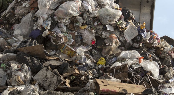 Los vertederos de Bizkaia no pueden acoger los residuos industriales con destino a Zaldibar