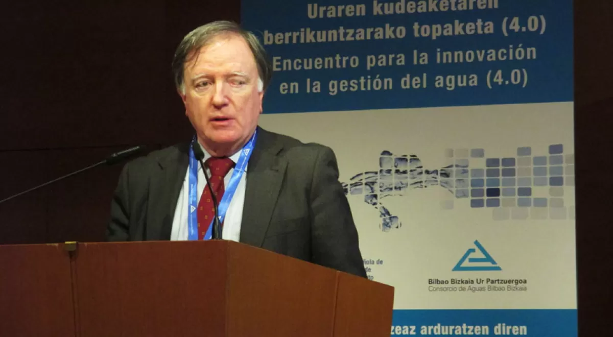 Fernando Morcillo destaca la alta tecnificación y la apuesta por la innovación de los servicios de agua urbana