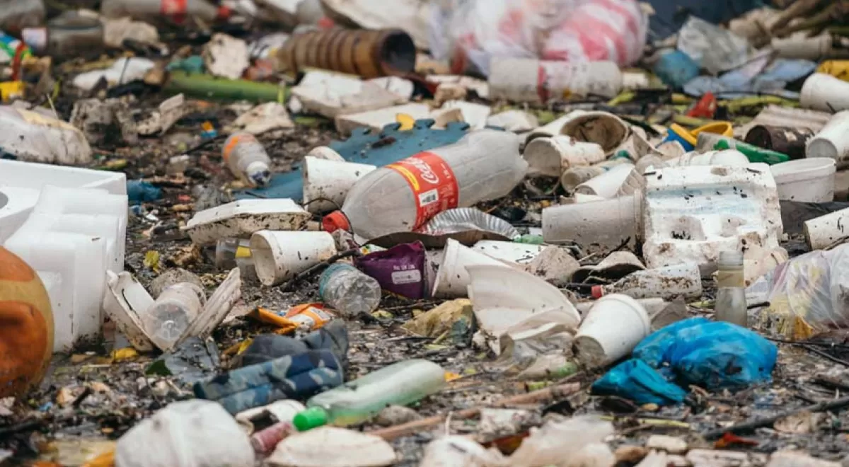 Más de 250 organizaciones internacionales firman un acuerdo global contra la contaminación por plásticos
