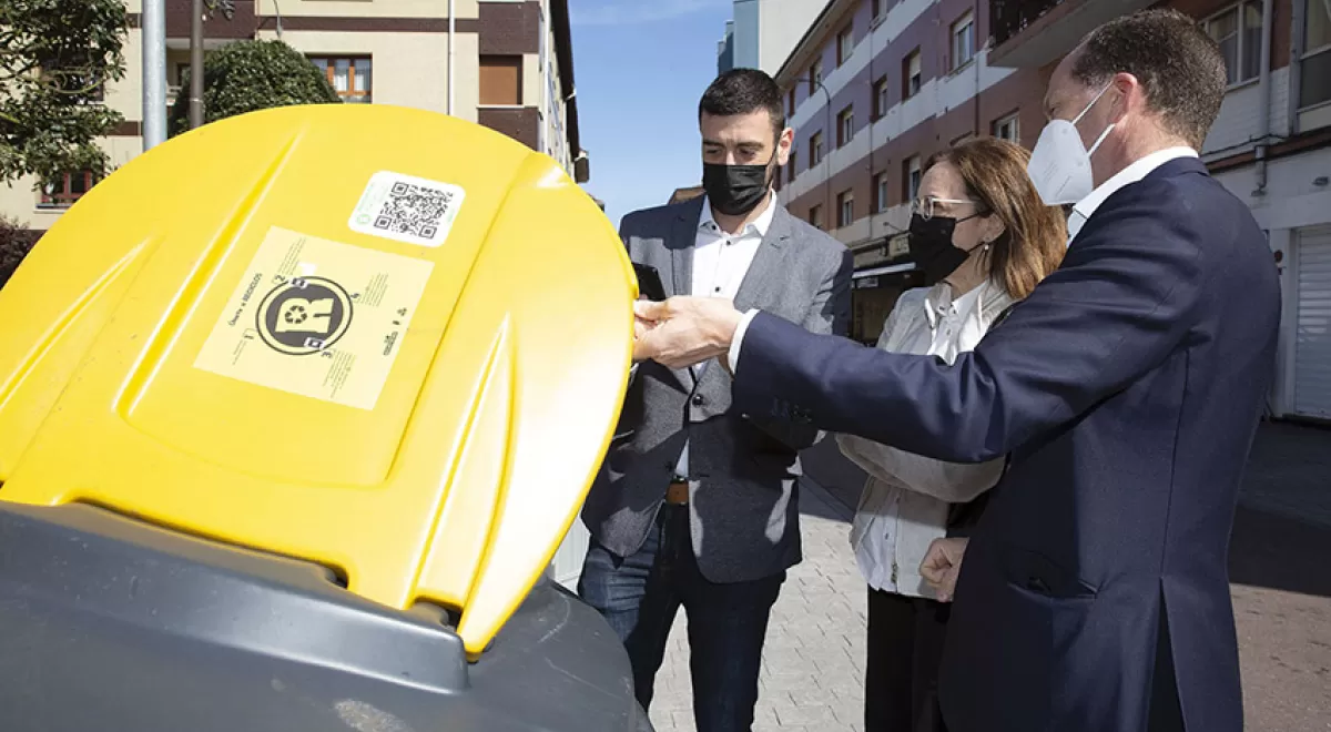 Llanera, primer municipio asturiano en apostar por el sistema de reciclaje con recompensa RECICLOS