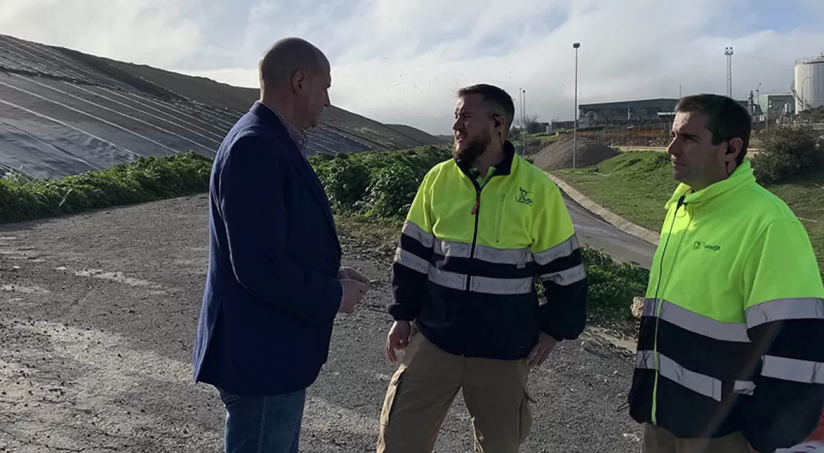 El sellado de nuevas áreas del vertedero del complejo Jaén-Sierra Sur permitirá aumentar la producción de biogás