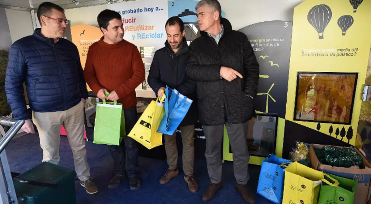 Los Ayuntamientos asturianos de Llanera y Siero impulsan el reciclaje con una campaña intensiva en abril