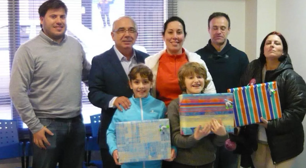Tres escolares de Caspe, finalistas del Concurso internacional de dibujo infantil de Aqualia