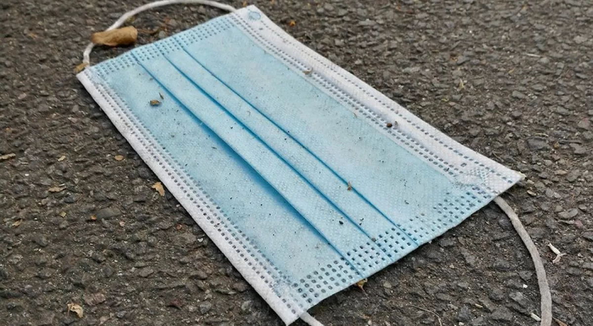 Las consecuencias de la incorrecta eliminación de millones de mascarillas