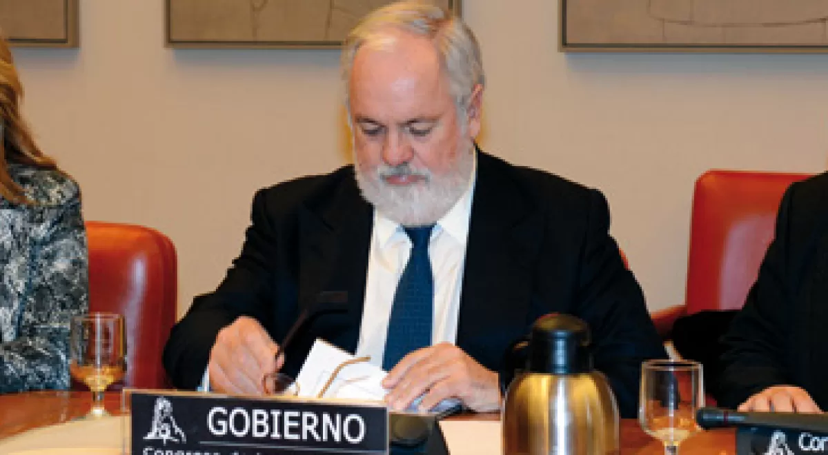 Miguel Arias Cañete repasa los acuerdos adquiridos en la COP19 y las actuaciones en materia de cambio climático del Gobierno