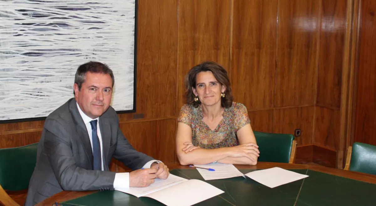 Sevilla y el MITECO avanzan en un plan de 100 millones de euros para mejorar los sistemas de depuración
