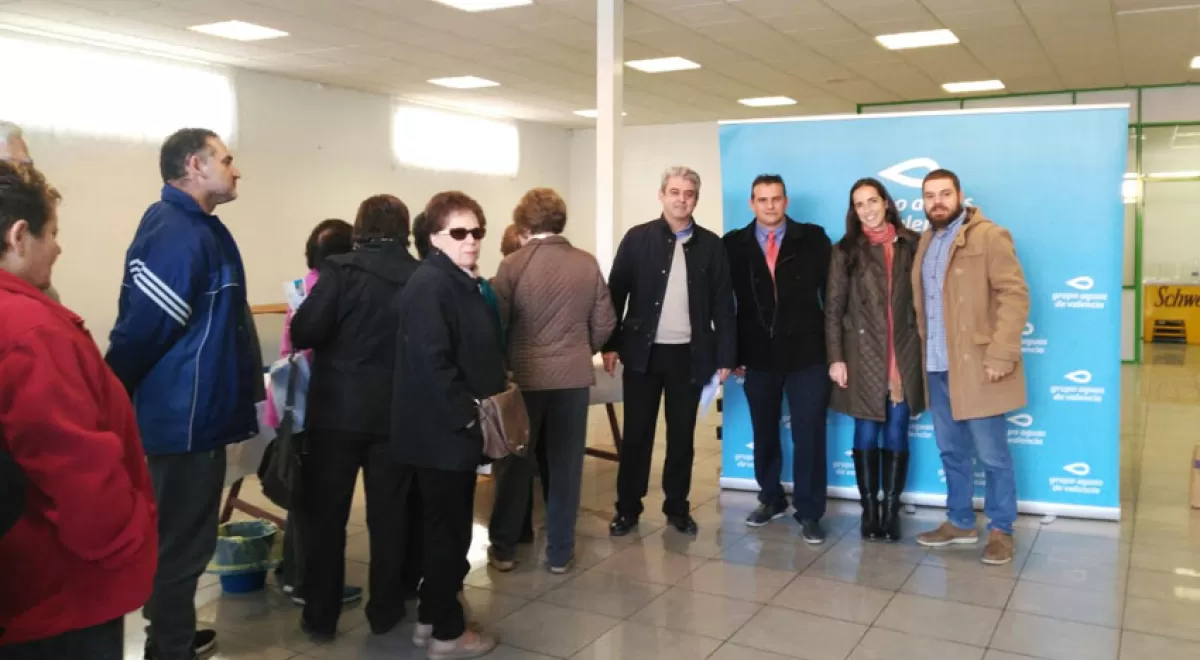 Pobla de Farnals y Aguas de Valencia organizan una cata de agua para celebrar a Semana Europea de los Residuos