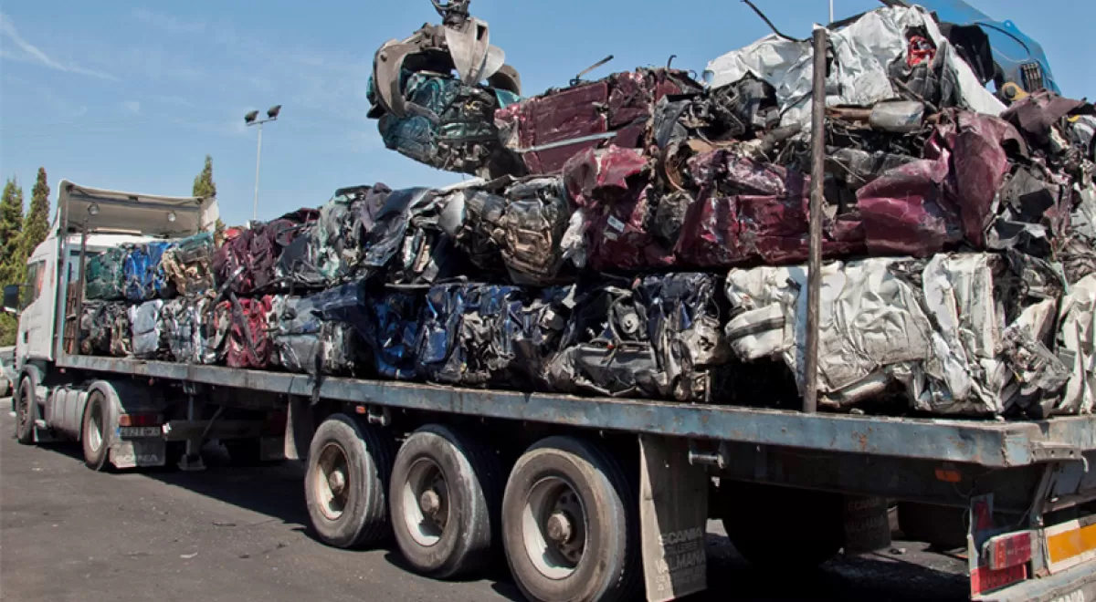 Desarrollan nuevas técnicas para recuperar plásticos contaminados de automoción, construcción y RAEE