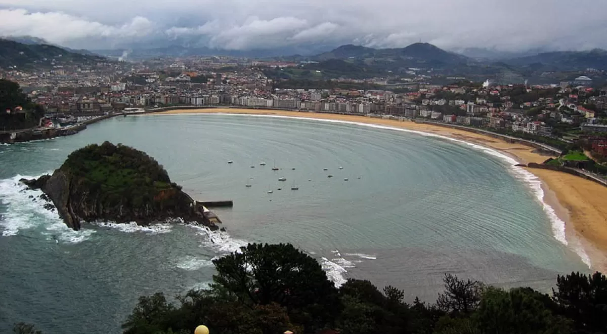San Sebastián presenta los resultados del análisis del impacto del cambio climático sobre las playas de la ciudad