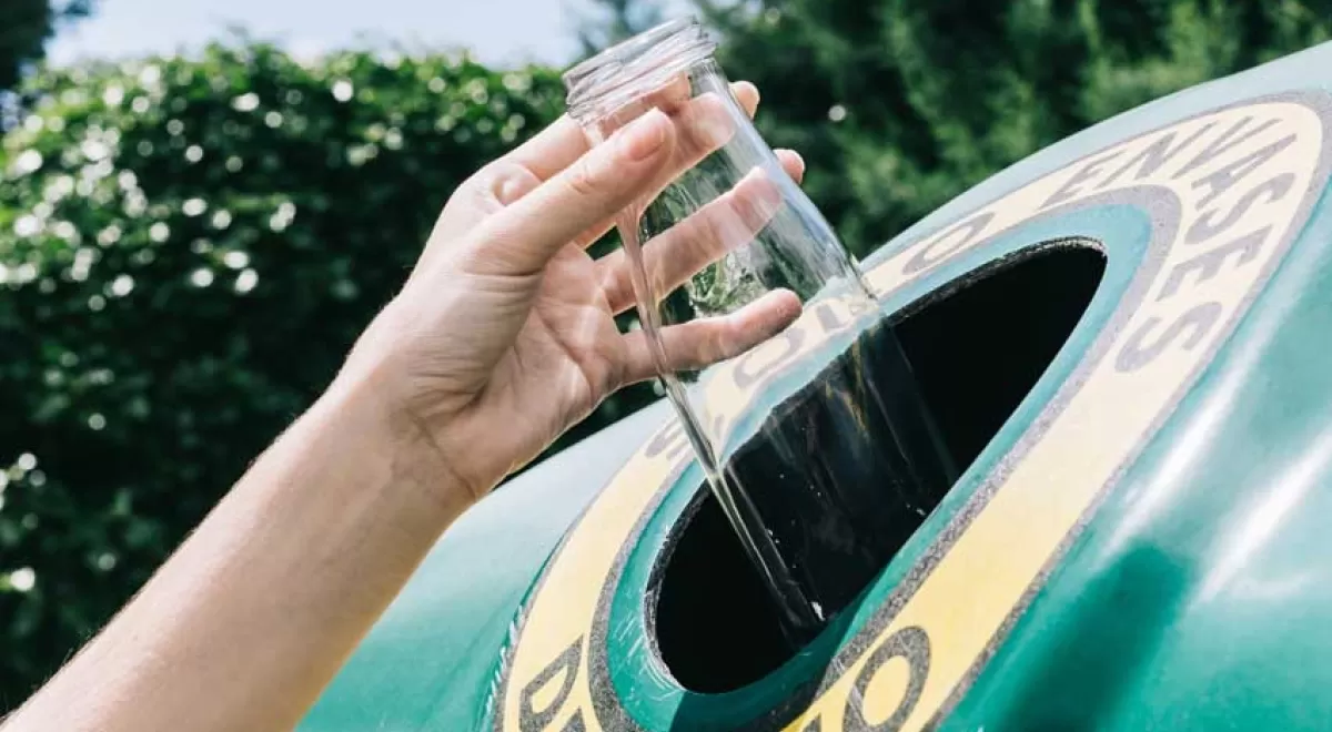 La recogida selectiva de envases de vidrio, a través del contenedor verde, crece un 30% en los últimos cinco años