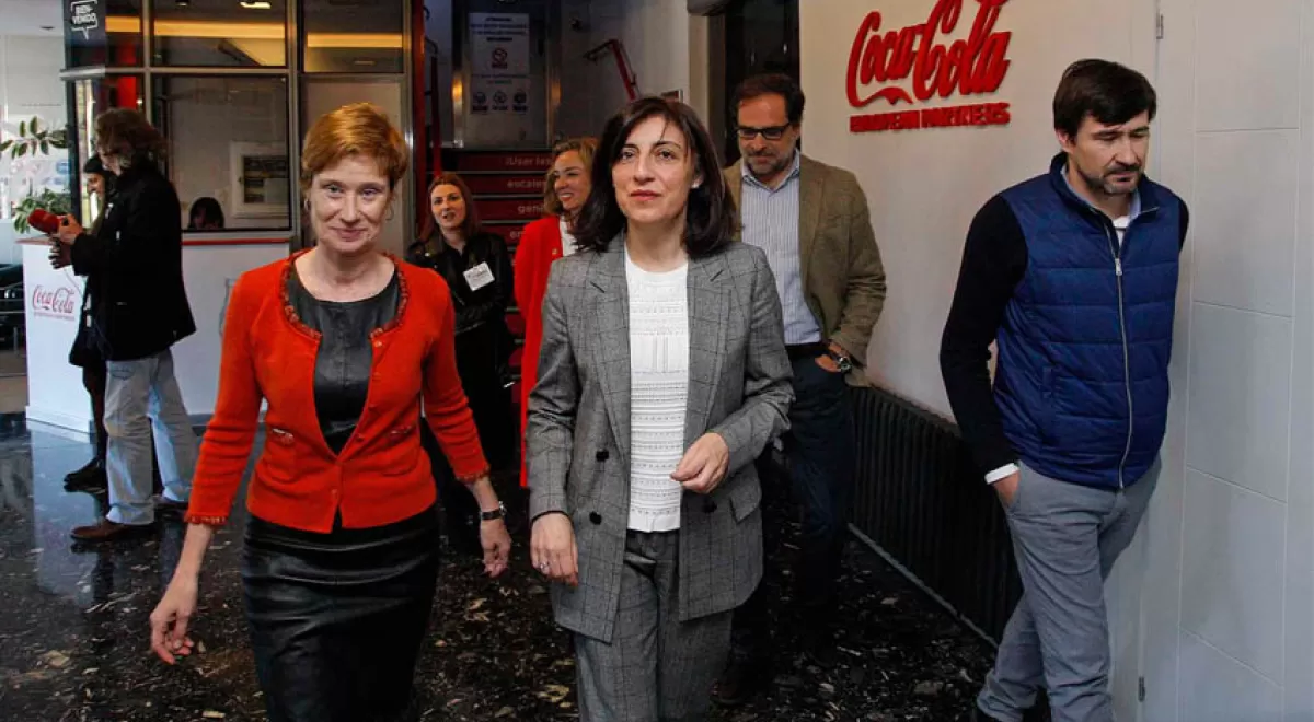 Ángeles Vázquez insta a la industria a fomentar el uso de envases reciclados o reutilizables