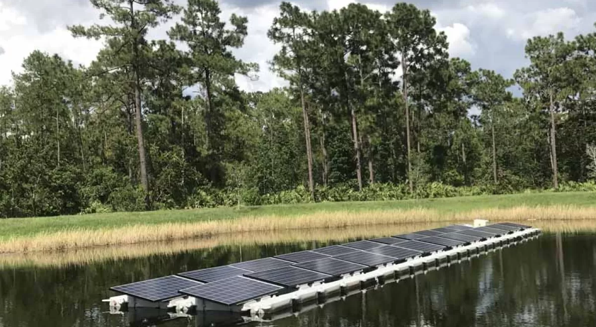 Investigación de la energía solar flotante
