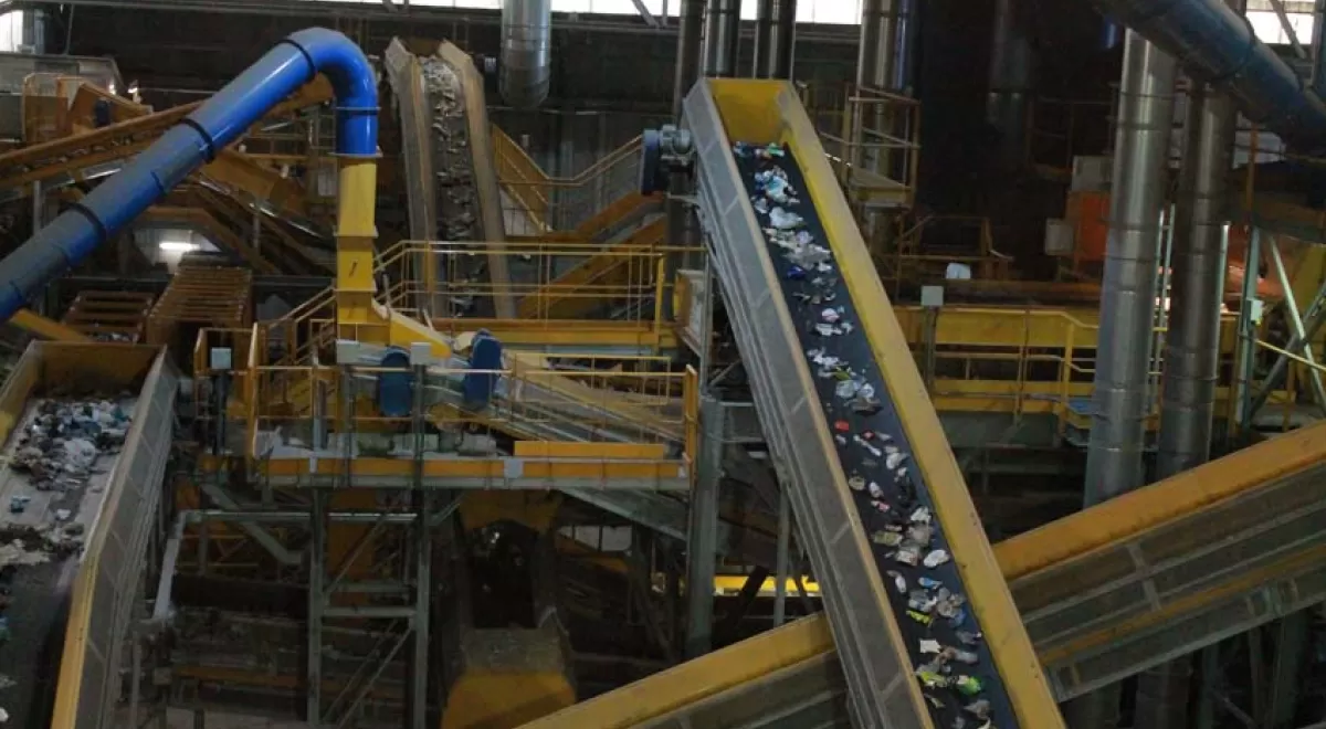 La planta de Algímia d'Alfara trató cerca de 111.000 toneladas de residuos durante 2020