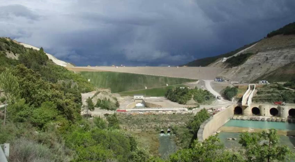 Licitadas las obras de acondicionamiento de la ladera derecha de la presa de Yesa