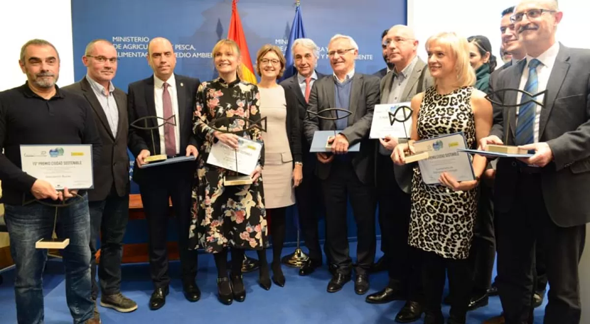 Isabel García Tejerina preside la entrega de los XV Premios Ciudad Sostenible