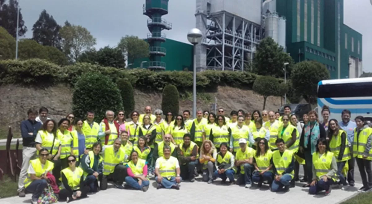 Los participantes en el VII Simposio Iberoamericano de Ingeniería de Residuos visitan el Complejo de Meruelo