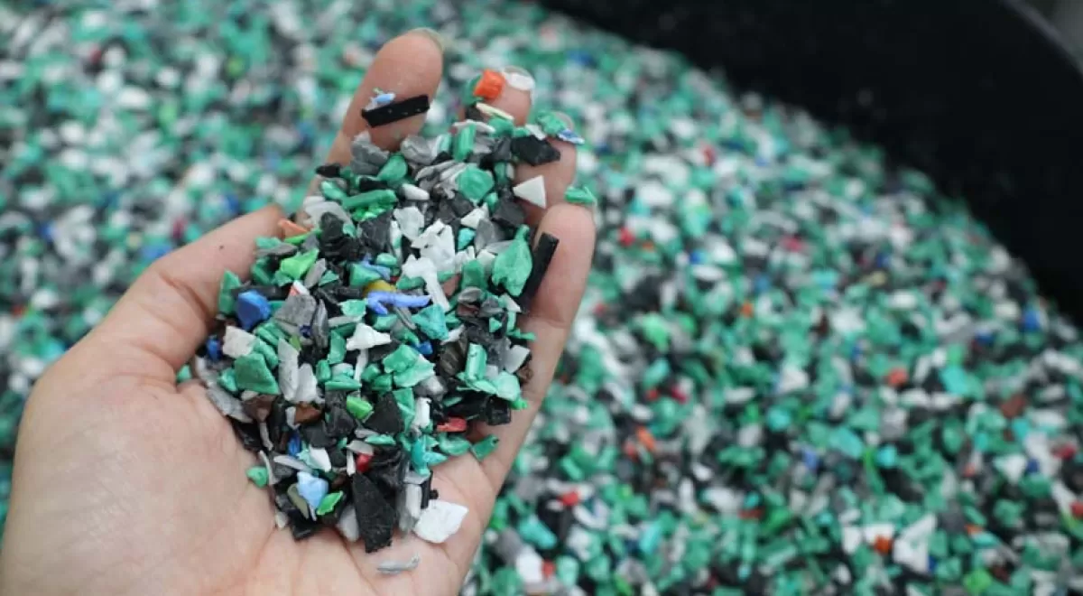 Los productores de plásticos reclaman un objetivo del 30% de contenido reciclado en envases para 2030