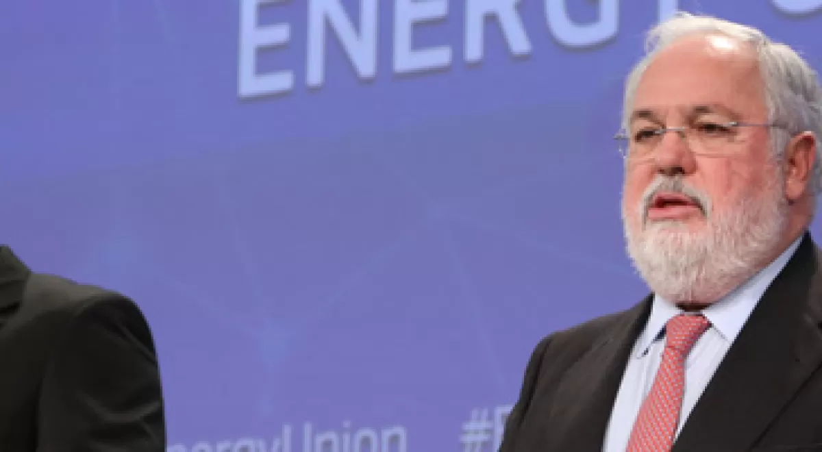 La Comisión Europea presenta la estrategia Unión de la Energía apostando por una energía segura, eficiente y sostenible