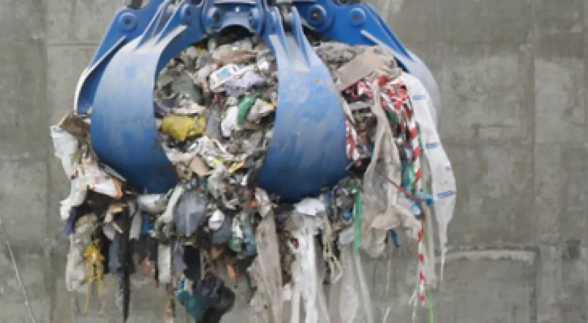 Las plantas gestoras de residuos urbanos facturaron en 2013 un 4% menos hasta los 1.250 millones de euros