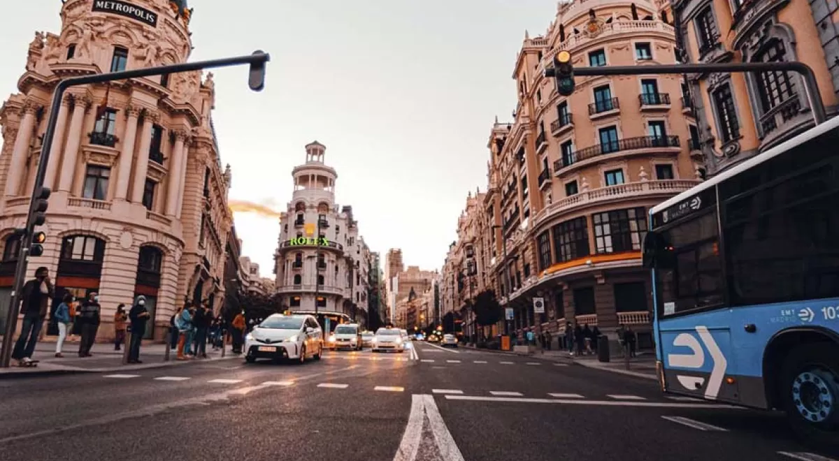 La falta de planificación urbana supone casi 2.000 muertes anuales en Barcelona y Madrid