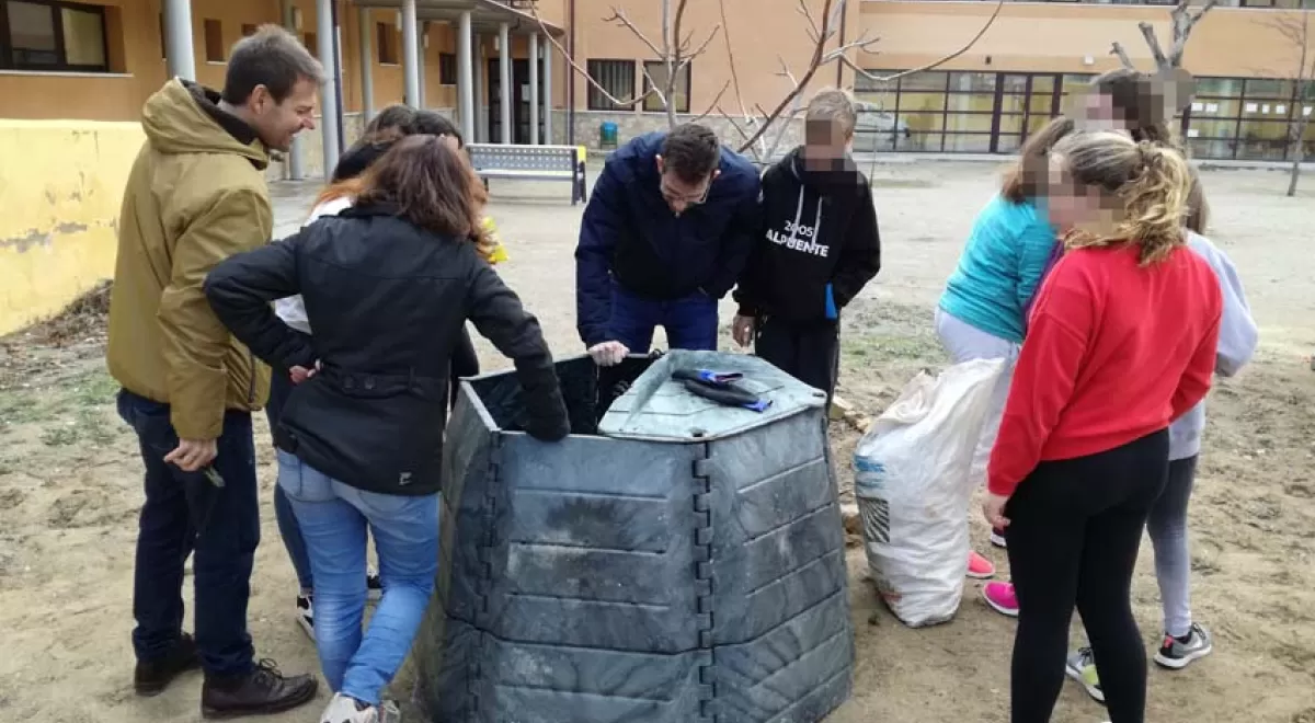 El Consorcio Valencia Interior enseña a compostar en casa para reducir los residuos