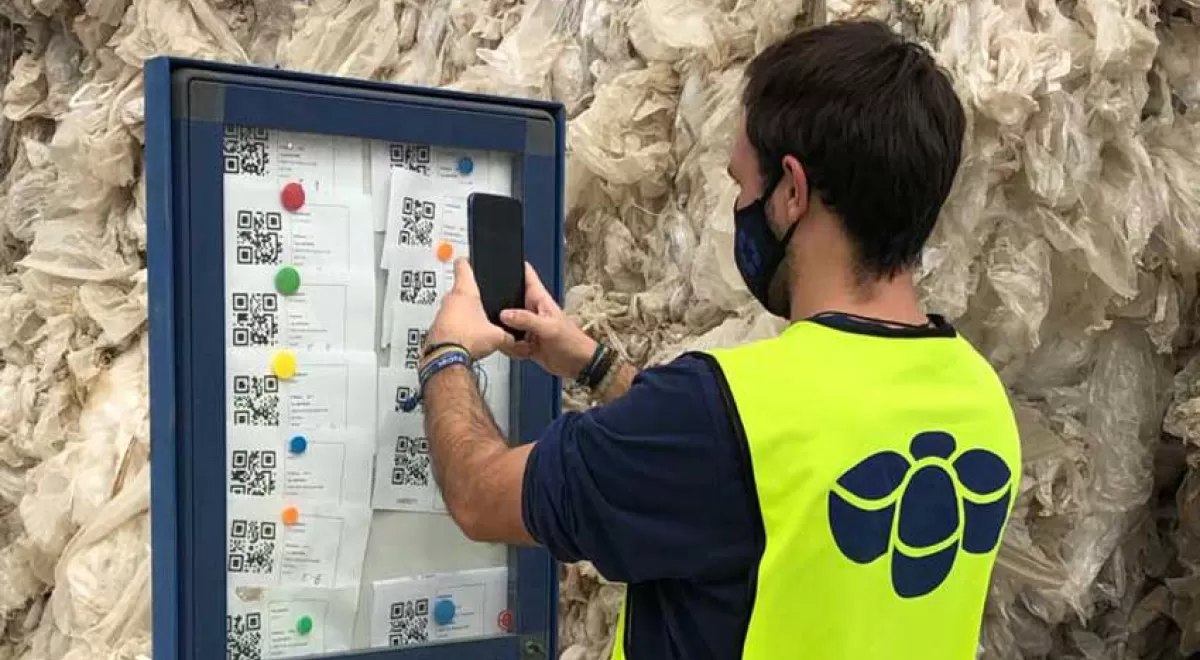 AENOR entrega el primer certificado de Trazabilidad de plástico reciclado a Reciclados La Red