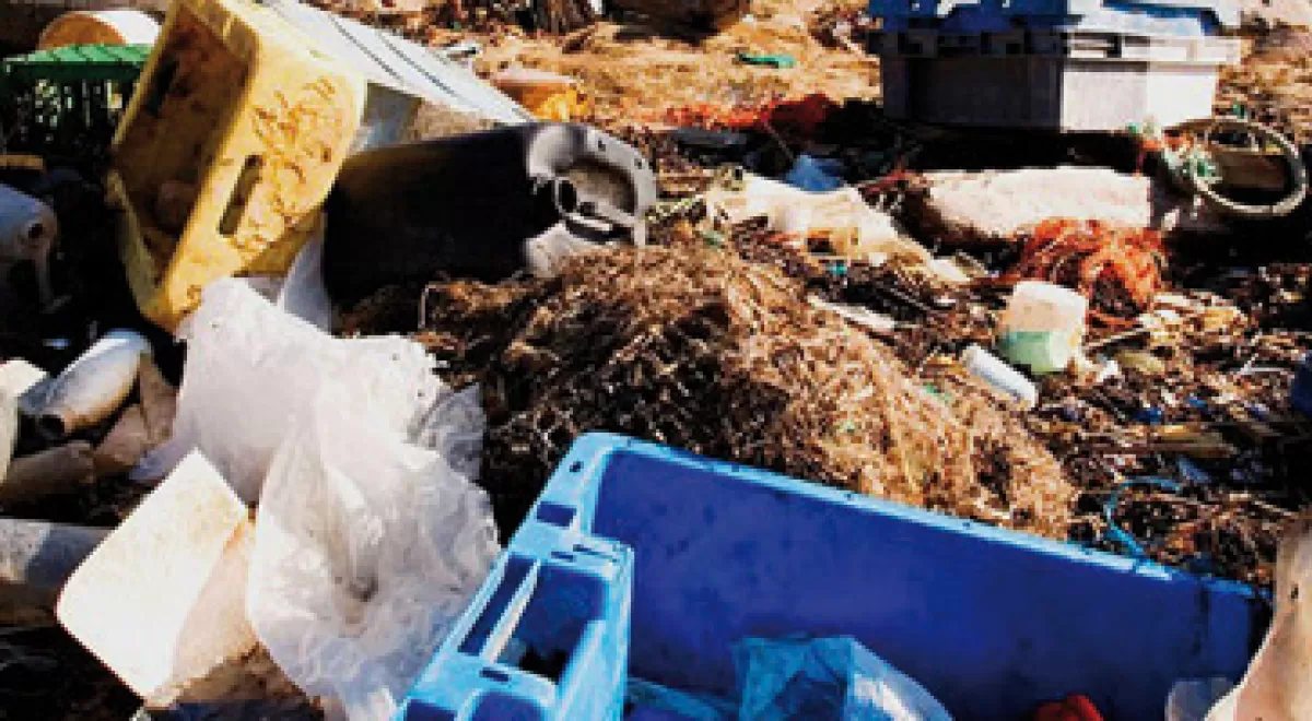 El Parlamento Europeo exige prohibir los plásticos más peligrosos e introducir objetivos obligatorios de reciclaje de plástico