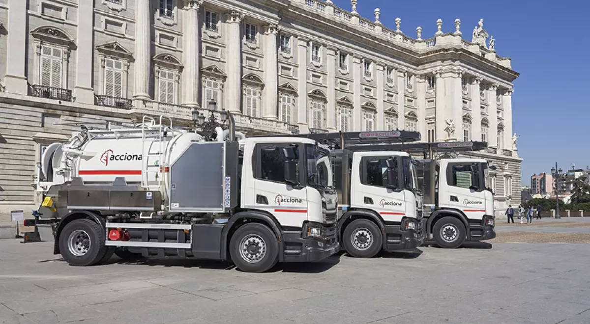 ACCIONA incorpora camiones de gas natural para el servicio de saneamiento en la Comunidad de Madrid