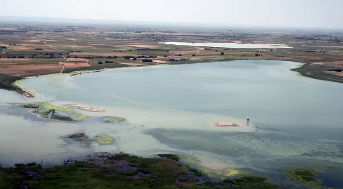 Castilla-La Mancha fomenta la investigación para proteger los humedales frente al cambio climático
