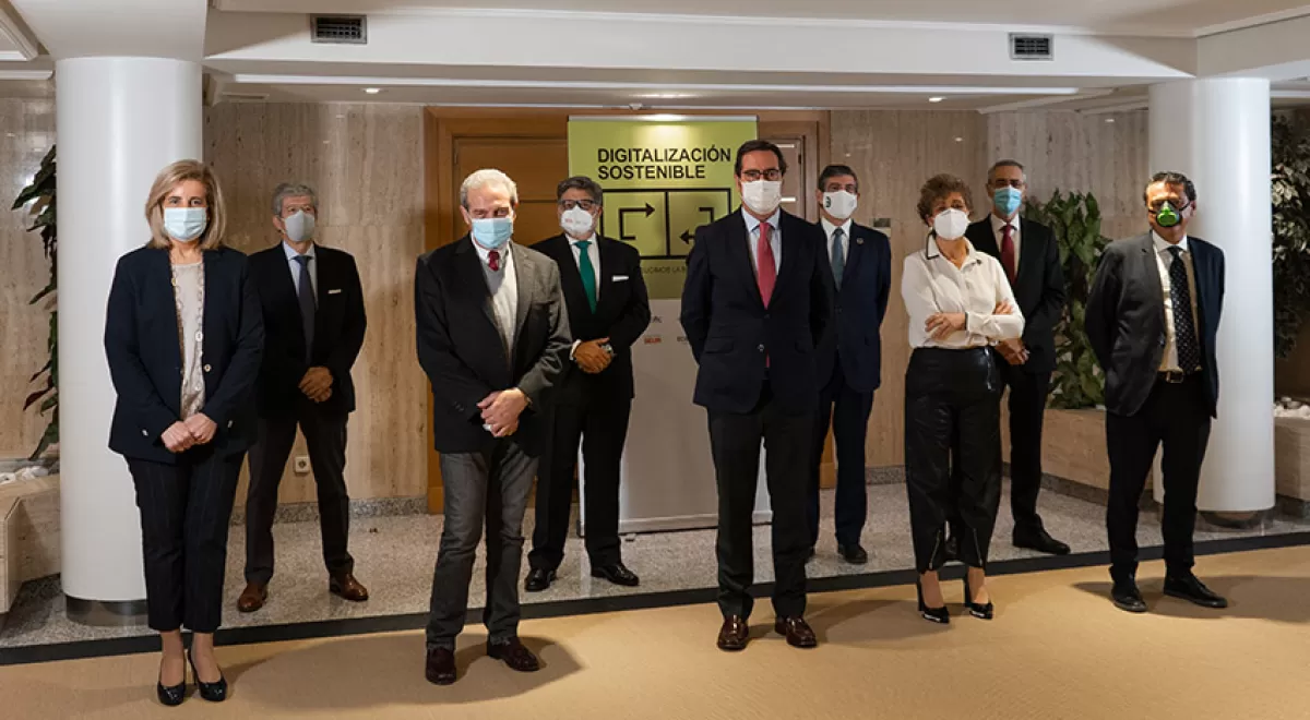 Fundación CEOE y los principales SCRAP se alían para reducir la brecha digital a través de la economía circular