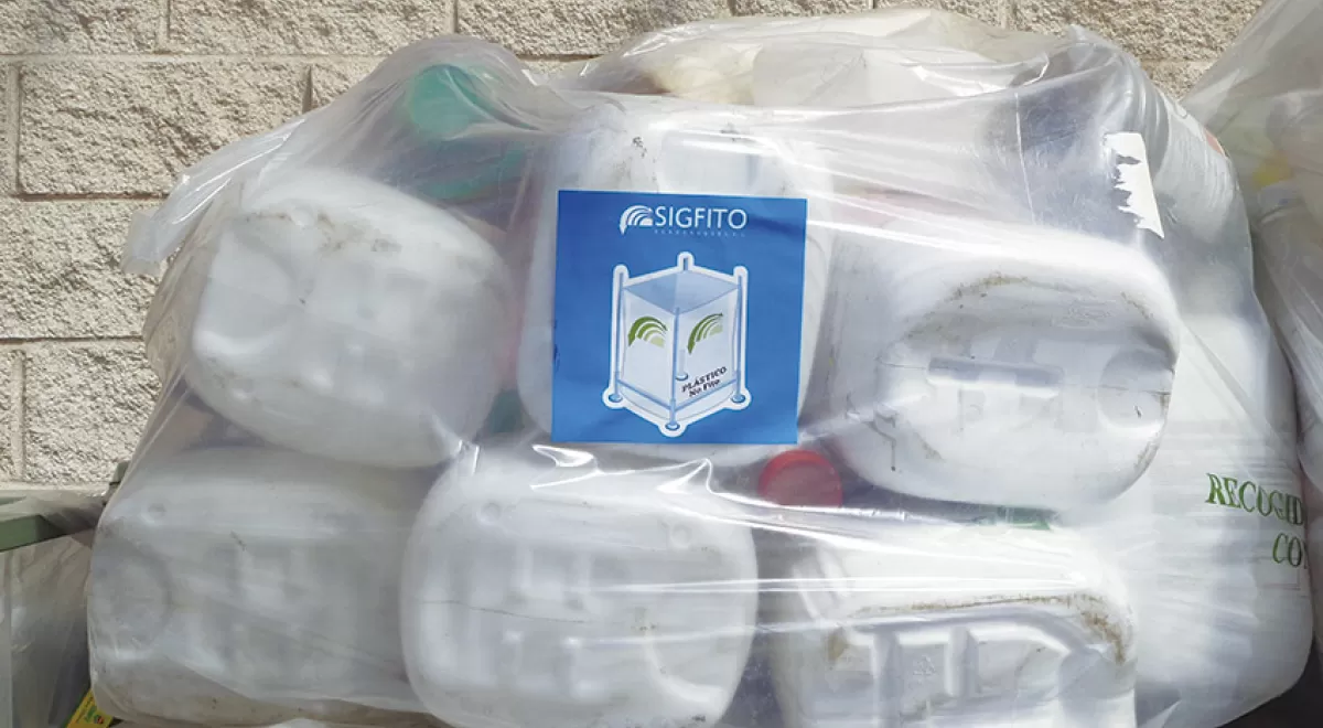 SIGFITO insta a fabricantes de residuos agrarios a reciclar