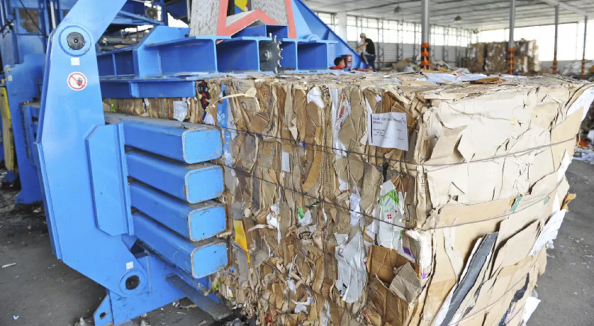 Los recicladores denuncian que la imposibilidad de asegurar la actividad limita el crecimiento del sector