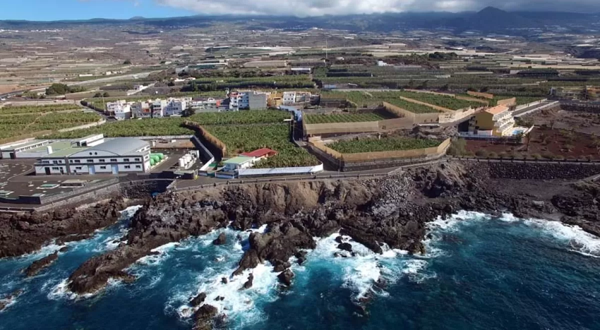 El Cabildo de Tenerife recibe la nueva desaladora de Fonsalía