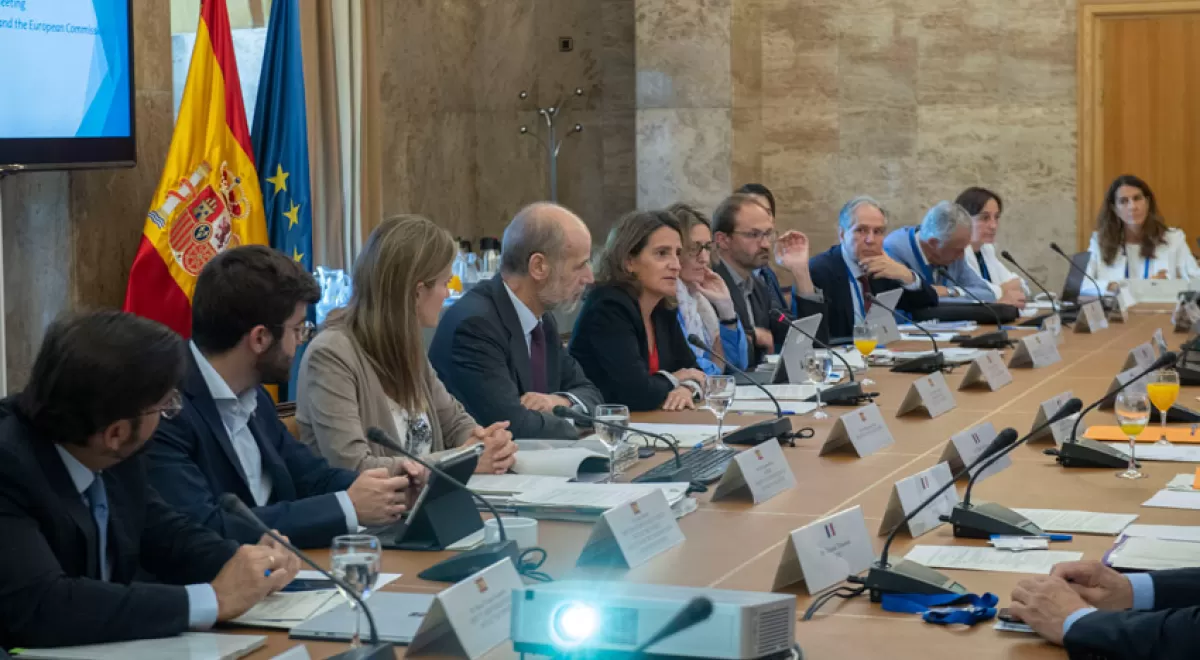 España, Francia, Portugal y la Comisión Europea trabajan en afianzar los Planes Nacionales de Energía y Clima